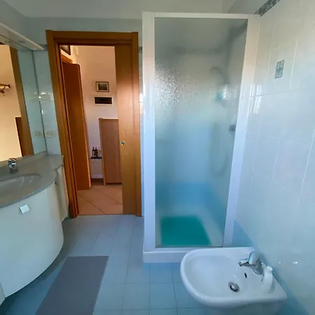 Intero Guardei House 아파트 볼로냐